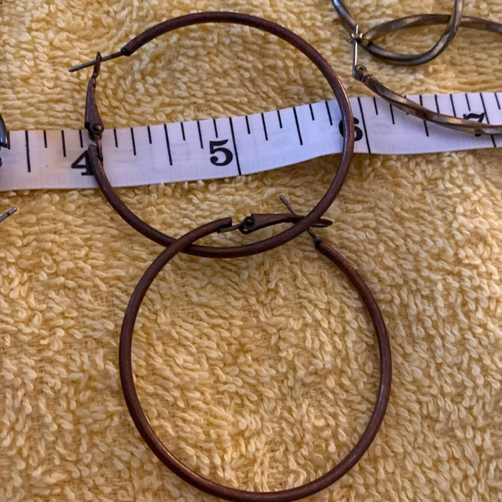 Vintage earrings x3